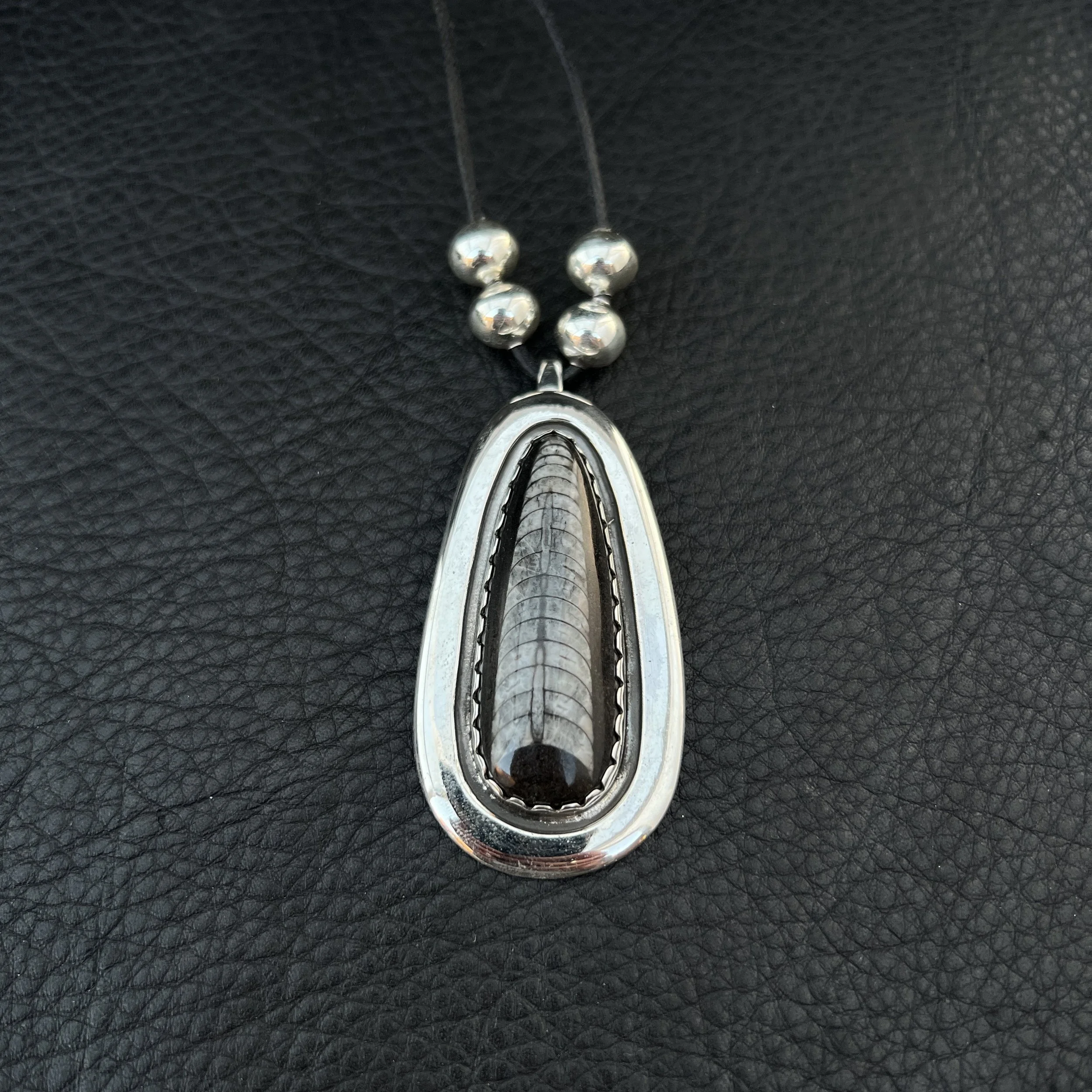 WADDIE CRAZYHORSE - Necklaces